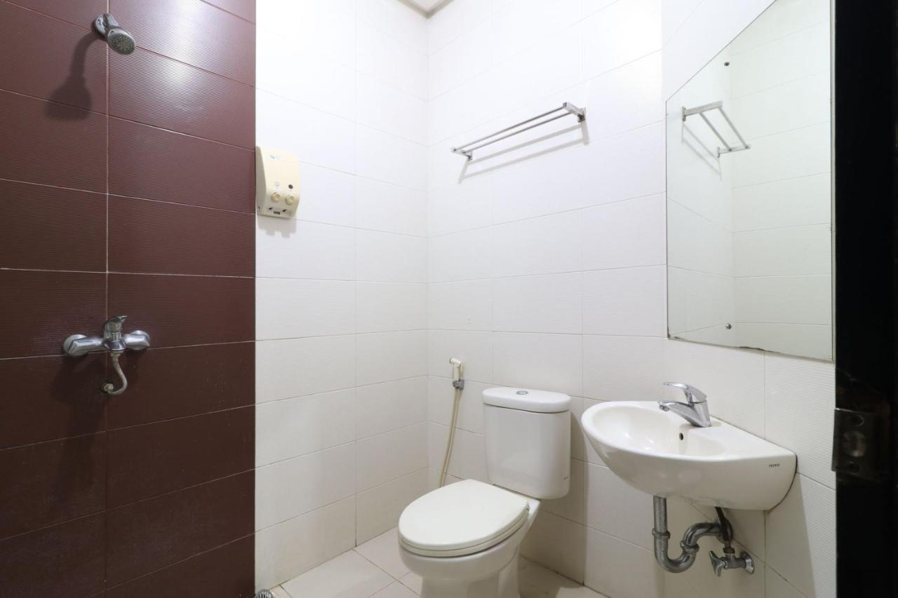 C'One Hotel Pulomas Jakarta Ngoại thất bức ảnh